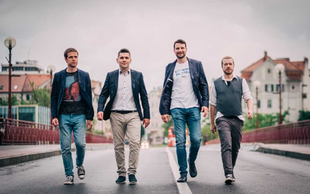 Leonart izštekani doma